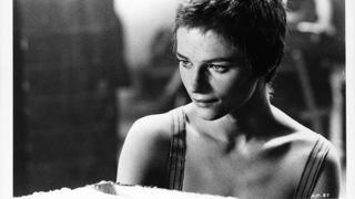 32. Ночной портье (1973)