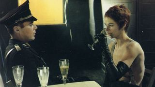 41. Ночной портье (1973)