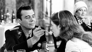 48. Ночной портье (1973)