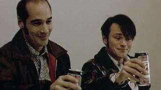 23. Рассекая волны (1996)