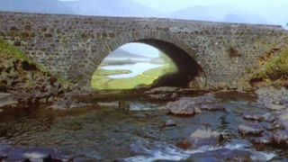 41. Рассекая волны (1996)