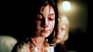 19. Впусти меня (2008)