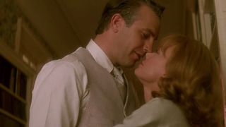 53. Джон Ф. Кеннеди: Выстрелы в Далласе (1991)