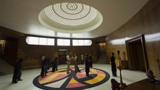 33. Джекил и Хайд (2015)