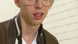 133. Хулиганы и ботаны (1999 — 2000)