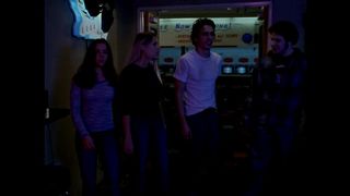 75. Хулиганы и ботаны (1999 — 2000)