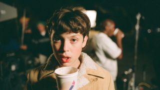 81. Хулиганы и ботаны (1999 — 2000)