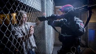 10. Колония (2016 — 2018)