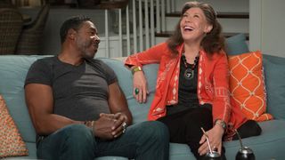 19. Грейс и Фрэнки (2015)