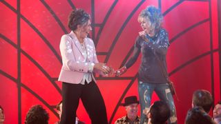 27. Грейс и Фрэнки (2015)