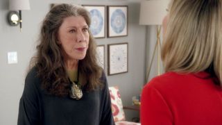 38. Грейс и Фрэнки (2015)