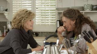 51. Грейс и Фрэнки (2015)