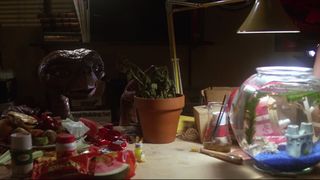88. Инопланетянин (1982)
