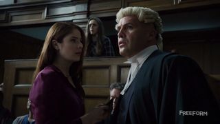 4. Обвиняемая (2016)