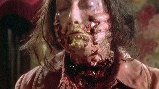 22. Живая мертвечина (1992)