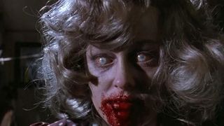 28. Живая мертвечина (1992)