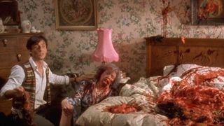 42. Живая мертвечина (1992)