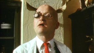 55. Живая мертвечина (1992)