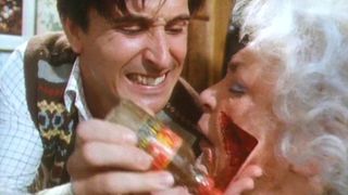 60. Живая мертвечина (1992)