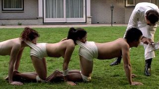 20. Человеческая многоножка (2009)