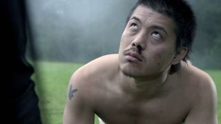 7. Человеческая многоножка (2009)