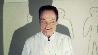 9. Человеческая многоножка (2009)