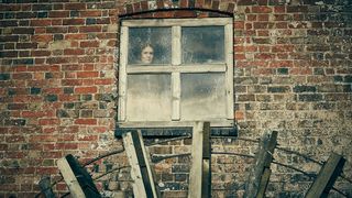 30. Живые и мёртвые (2016)