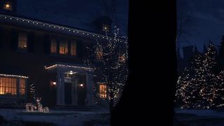 37. Крампус (2015)