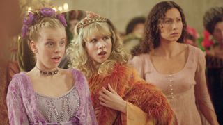 12. Заколдованная Элла (2004)