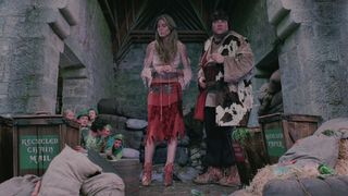 92. Заколдованная Элла (2004)