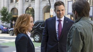 46. Секретные материалы (1993)