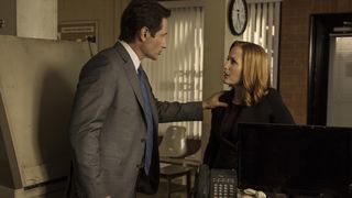 67. Секретные материалы (1993)