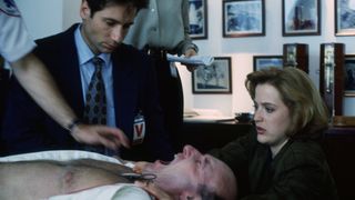 73. Секретные материалы (1993)