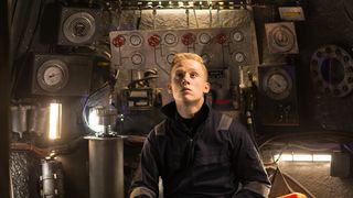 23. Опасное погружение (2015)