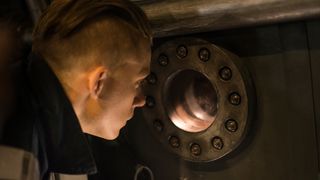 34. Опасное погружение (2015)