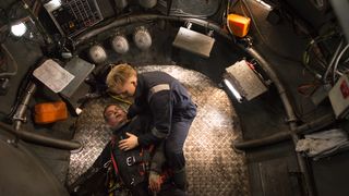 37. Опасное погружение (2015)