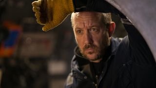 38. Опасное погружение (2015)