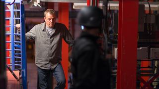 40. Опасное погружение (2015)