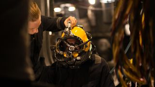 65. Опасное погружение (2015)