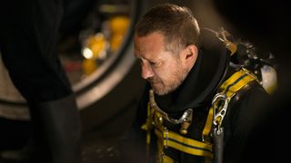 72. Опасное погружение (2015)