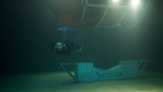 91. Опасное погружение (2015)