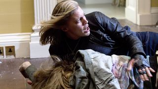 9. Не стучи дважды (2016)