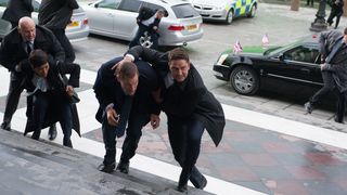 79. Падение Лондона (2016)