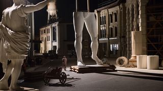 96. Да здравствует Цезарь! (2016)