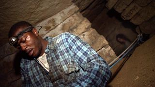 37. Париж: Город мёртвых (2014)