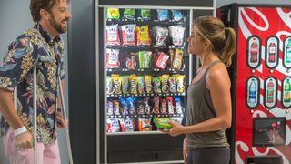 33. Несносные леди (2016)