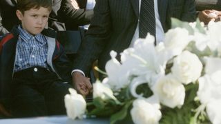 21. Белый шум (2004)