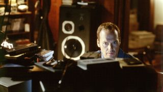 3. Белый шум (2004)