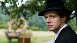 17. Взорвать Гитлера (2015)