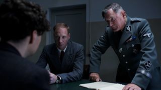 23. Взорвать Гитлера (2015)